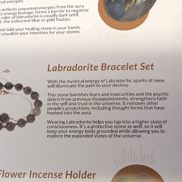 NWT Labradorite Layered bracelet set Gold & Labradorite Set - Picture 6 of 6